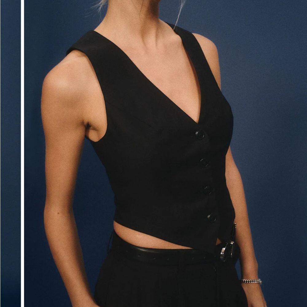 Reformation Devin Vest Black Size 6